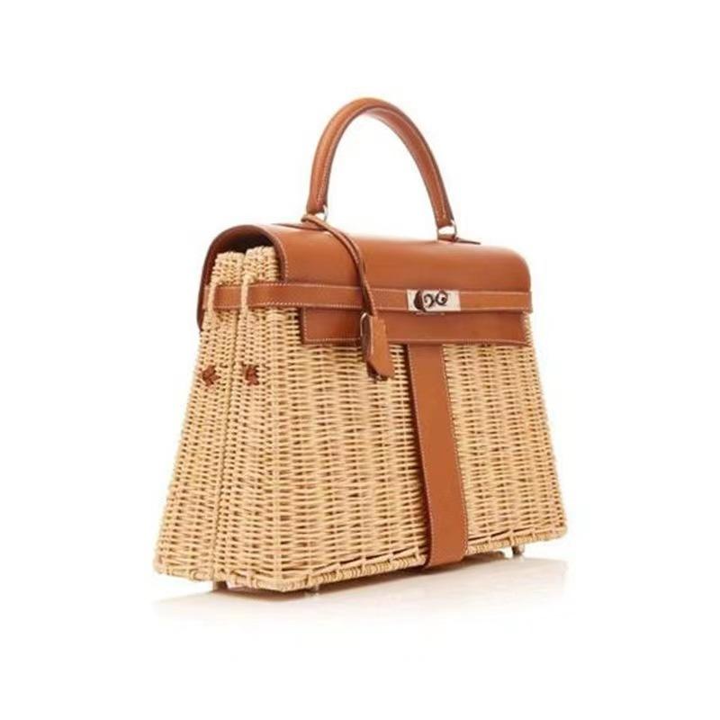 Women's french straw bag